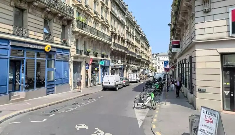 Commerce de détail dans Paris à louer Photo du bâtiment- Image 1 de 4