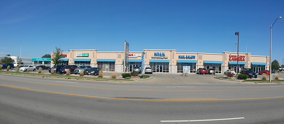 2979 Lindbergh Blvd, Springfield, IL for lease - Primary Photo - Image 1 of 13