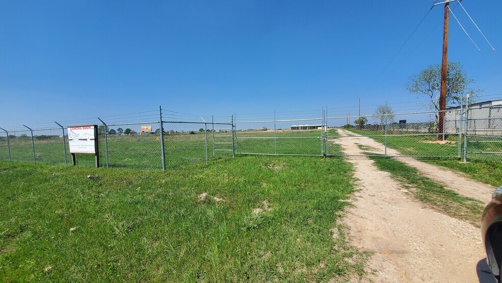 31378 FM 529 Rd, Brookshire, TX à vendre - Photo principale - Image 1 de 7