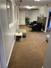 737 Main St, Stone Mountain, GA for lease Interior Photo- Image 1 of 10