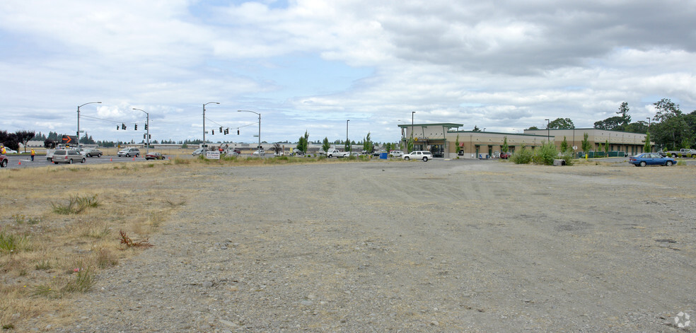 2115-2205 116th St S, Tacoma, WA for sale - Building Photo - Image 2 of 3