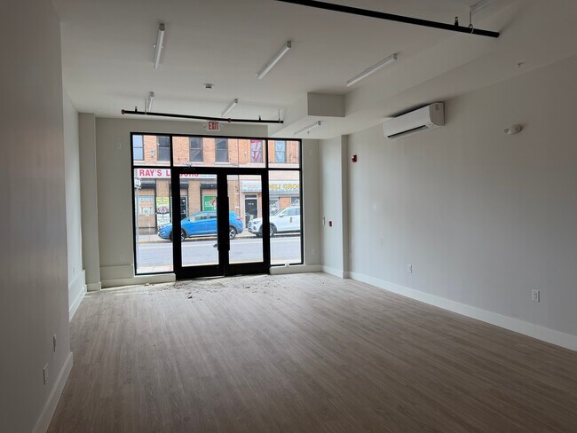 More details for 269 Martin Luther King Jr Dr, Jersey City, NJ - Retail for Lease
