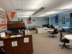 400 Reid St, De Pere, WI à louer Photo intérieure- Image 1 de 24