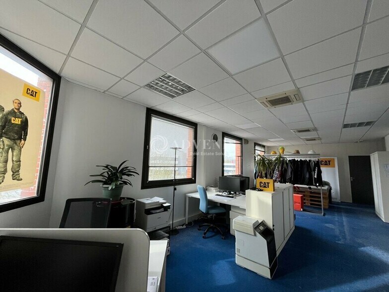 6 Rue Jean Pierre Timbaud, Montigny-le-Bretonneux à vendre - Photo intérieure - Image 2 de 6