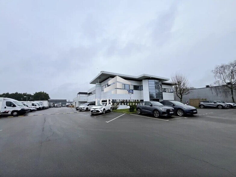 Local d'activités dans Saint-Herblain à vendre - Photo du bâtiment - Image 1 de 22