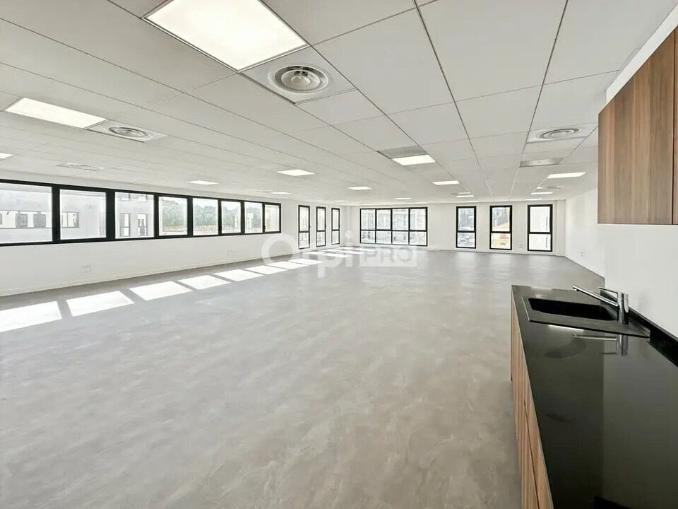 Bureau dans Aubagne à louer Photo intérieure- Image 1 de 7