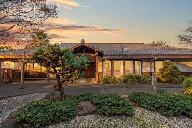 Plus de détails pour 24954 Cypress Ave, Hayward, CA - Multi-résidentiel à vendre