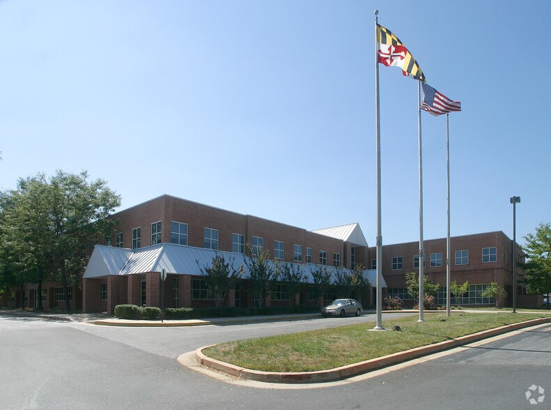 4801 Dorsey Hall Dr, Ellicott City, MD for lease - Building Photo - Image 2 of 3