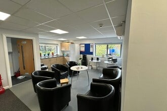 Knaves Beech Way, High Wycombe for lease Interior Photo- Image 2 of 4