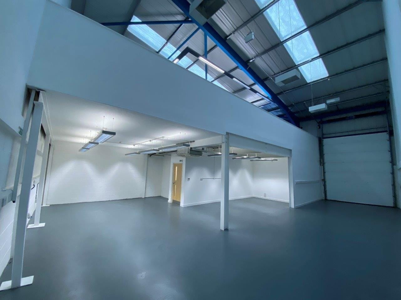 60 Cox Ln, Chessington for lease Building Photo- Image 1 of 7