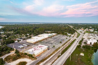 Plus de détails pour 2700-2738 W Old Highway 441, Mount Dora, FL - Commerce de détail à vendre