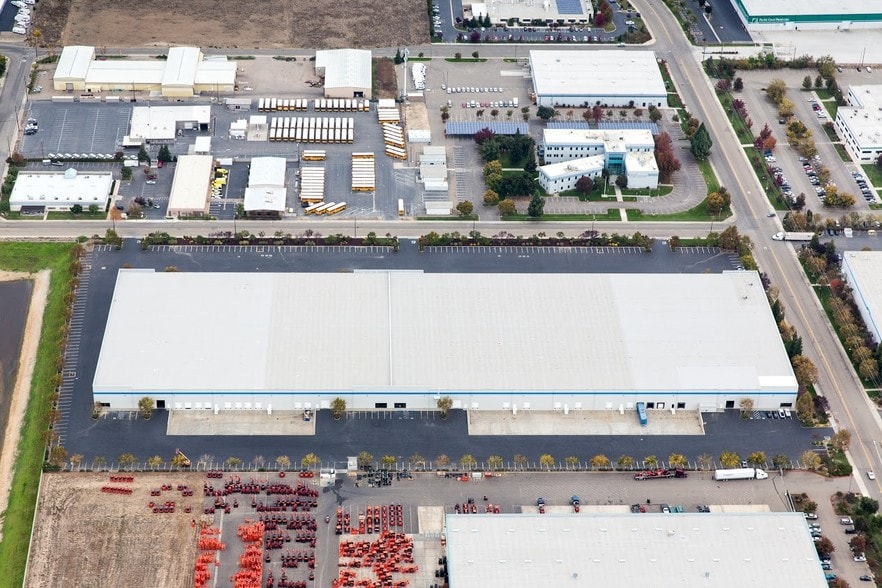 1300 E Vine St, Lodi, CA for lease - Aerial - Image 3 of 9