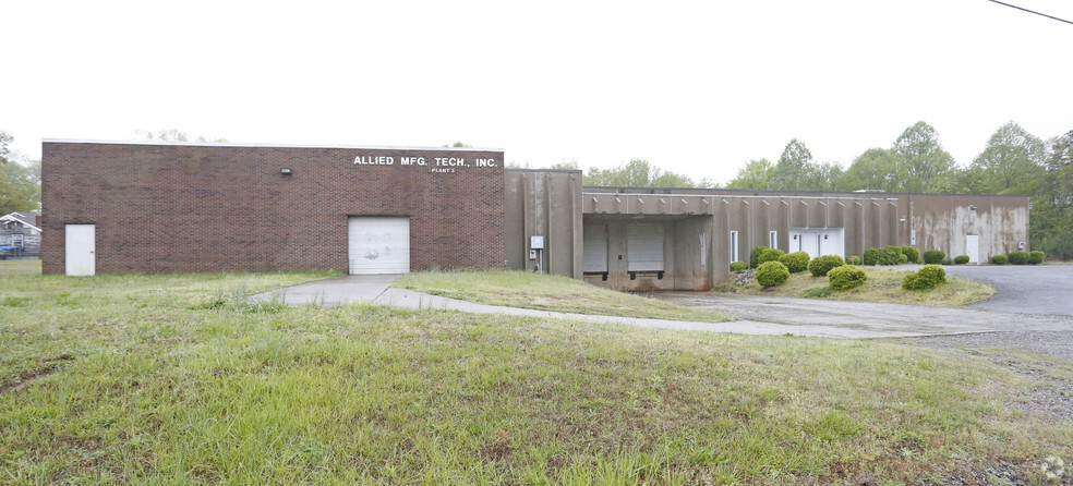 1477 Roseland Dr, Lincolnton, NC for sale - Primary Photo - Image 1 of 1