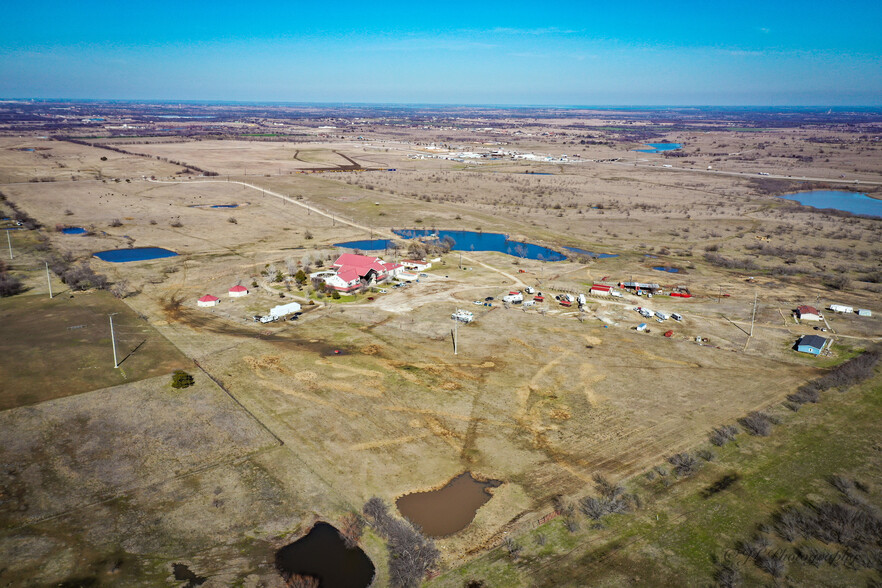 3491 Ganzer Rd W, Denton, TX à vendre - Photo du b timent - Image 3 de 5