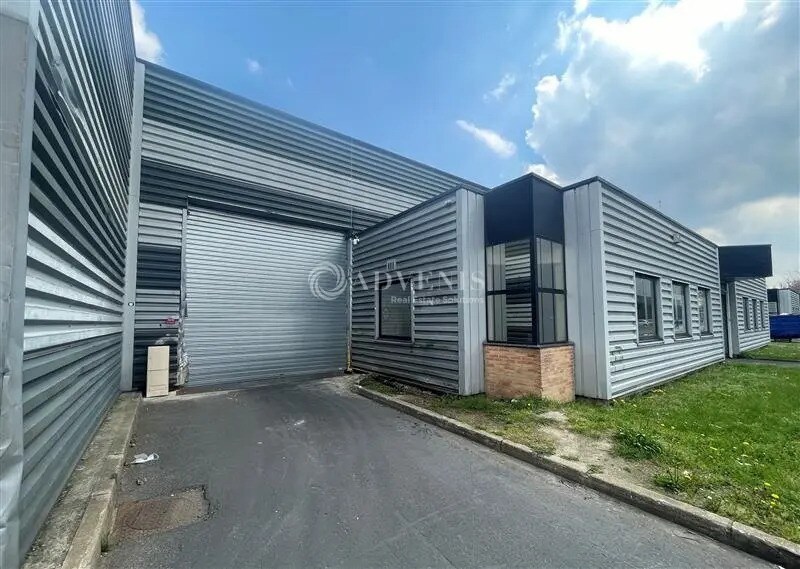 Flex in Le Bourget for lease Building Photo- Image 1 of 10