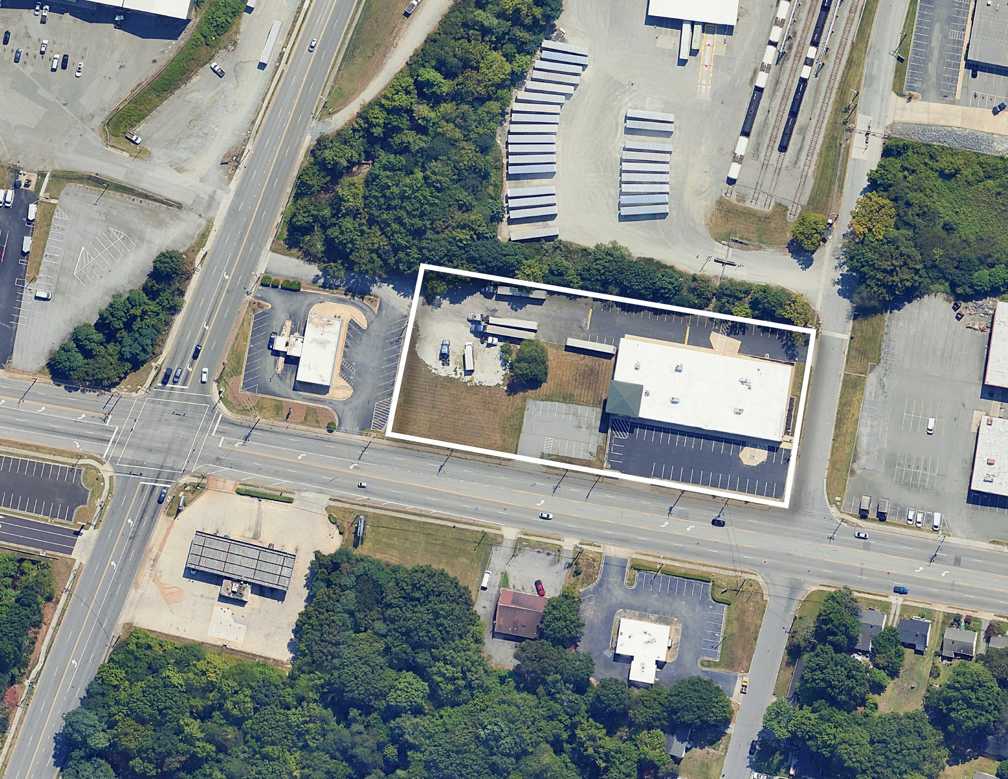 2005 S Elm Eugene St, Greensboro, NC for sale Primary Photo- Image 1 of 4