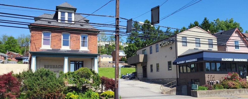 217 Freeport Rd, Pittsburgh, PA for sale - Building Photo - Image 2 of 2