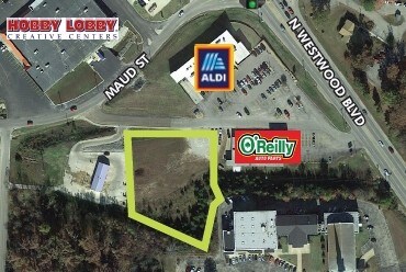 N Westwood Blvd, Poplar Bluff, MO à vendre - Photo du bâtiment - Image 1 de 2
