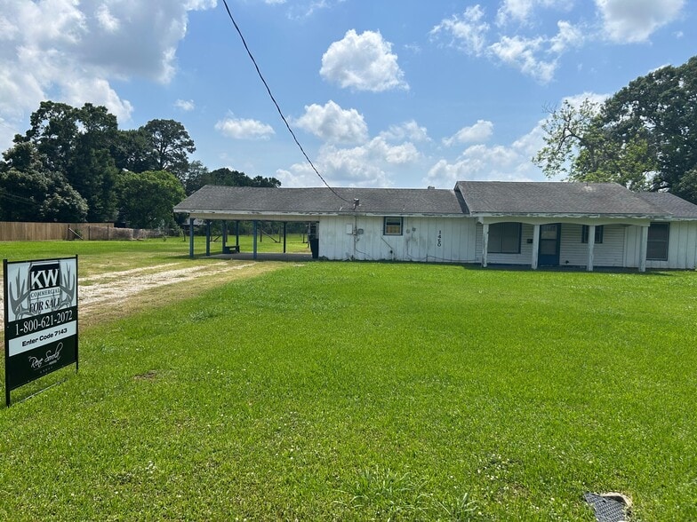 1420 S 29th St, Nederland, TX for sale - Building Photo - Image 3 of 11