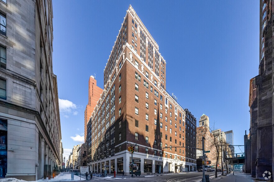 200 Madison Ave, New York, NY for lease - Primary Photo - Image 1 of 11