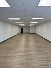 6934-6958 Jewella Ave, Shreveport, LA for lease Building Photo- Image 2 of 5