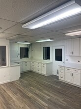 3000 S Muskogee Ave, Tahlequah, OK for lease Interior Photo- Image 2 of 7