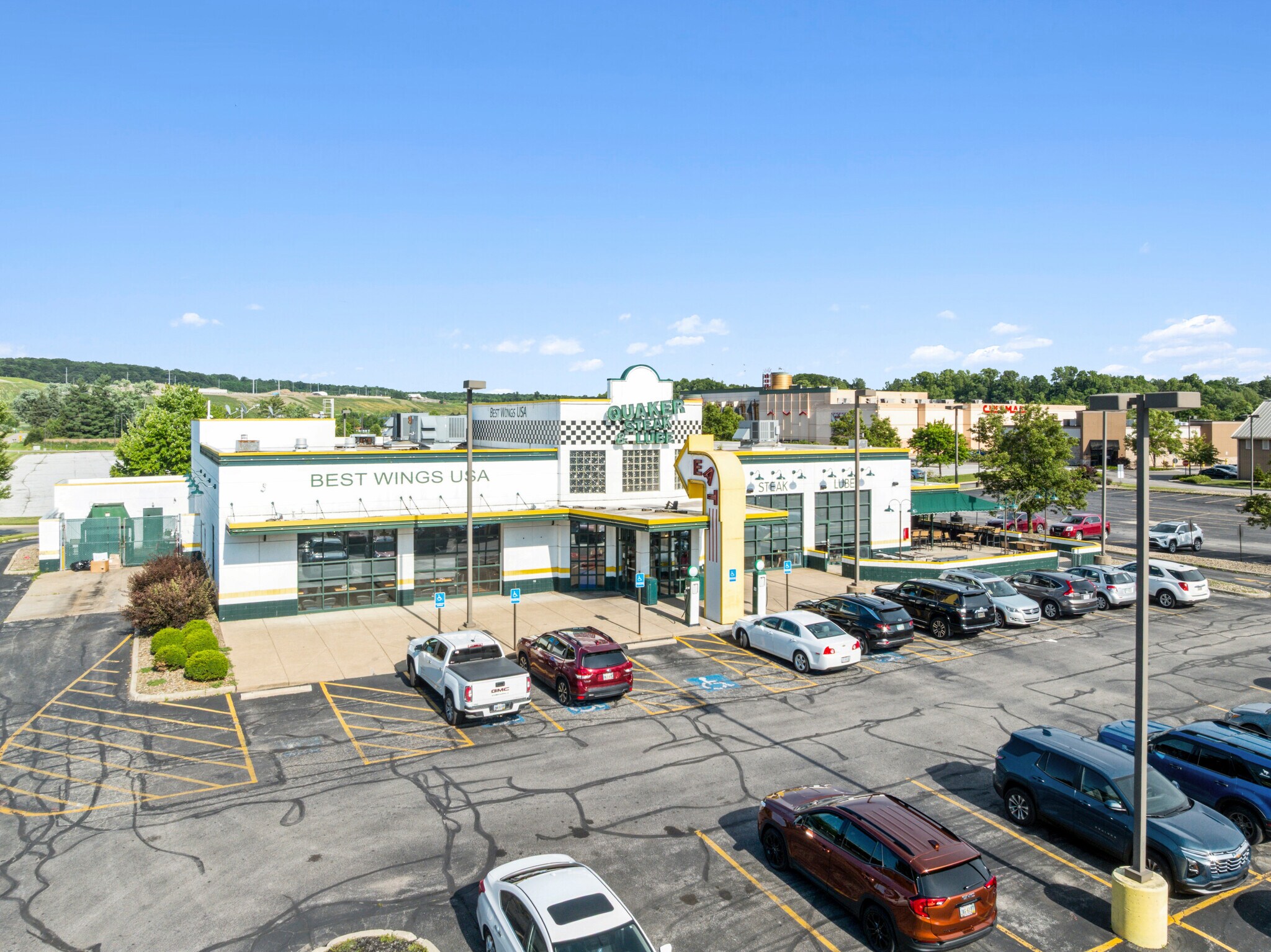 5935 Canal Rd, Valley View, OH à vendre Photo principale- Image 1 de 7