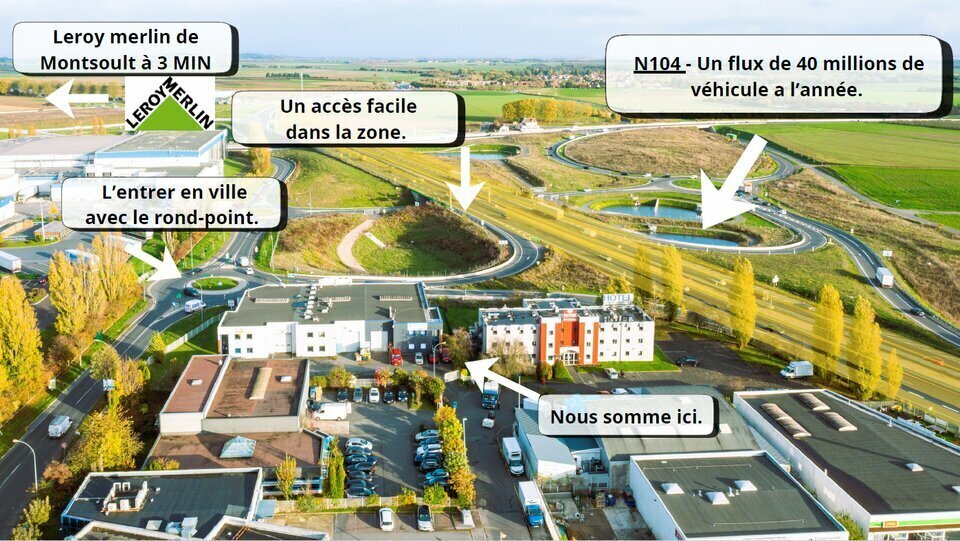 Flex in Baillet-en-France for lease - Aerial - Image 2 of 3