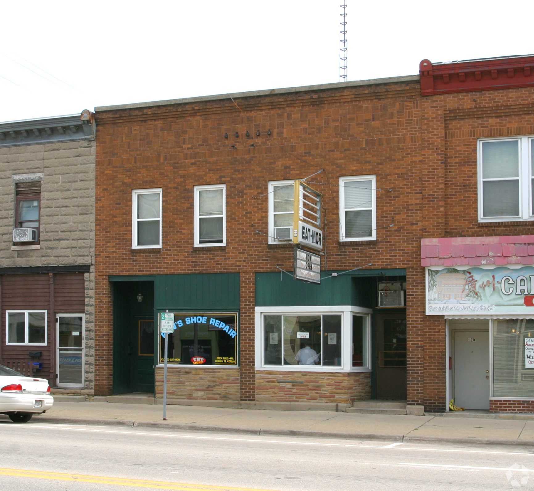 124 N Main St, Fort Atkinson, WI à vendre Photo principale- Image 1 de 1