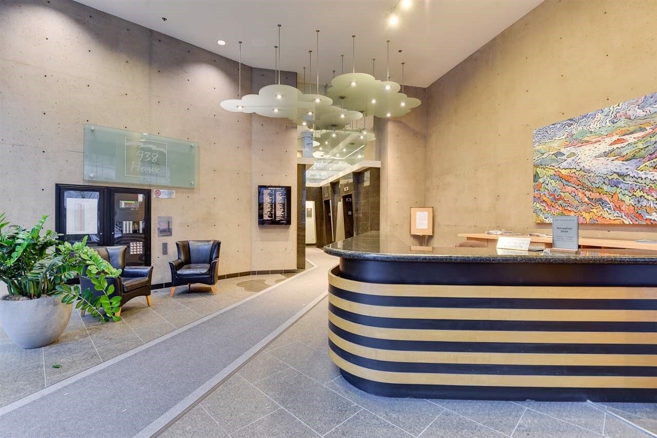 938 Howe St, Vancouver, BC V6Z 1N9 - Unité 502 -  - Hall d’entrée - Image 1 of 5