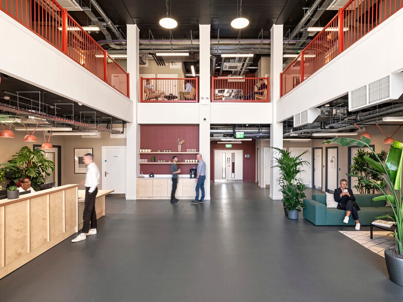 Quebec Way, London for lease - Interior Photo - Image 2 of 6