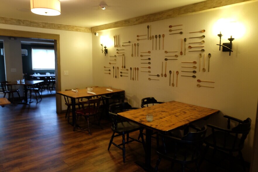 5819 Main St, Tannersville, NY à vendre - Photo du bâtiment - Image 2 de 18