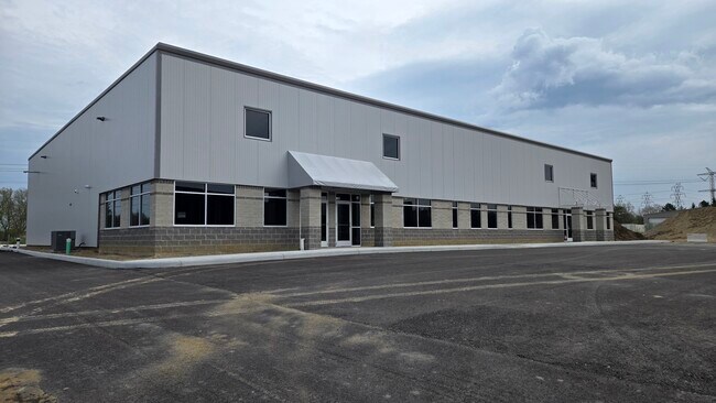 More details for 31364 Industrial Pkwy, North Olmsted, OH - Industrial for Lease
