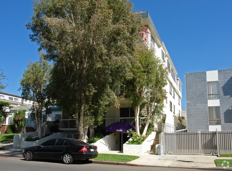 1844 Thayer Ave, Los Angeles, CA for sale - Building Photo - Image 2 of 2