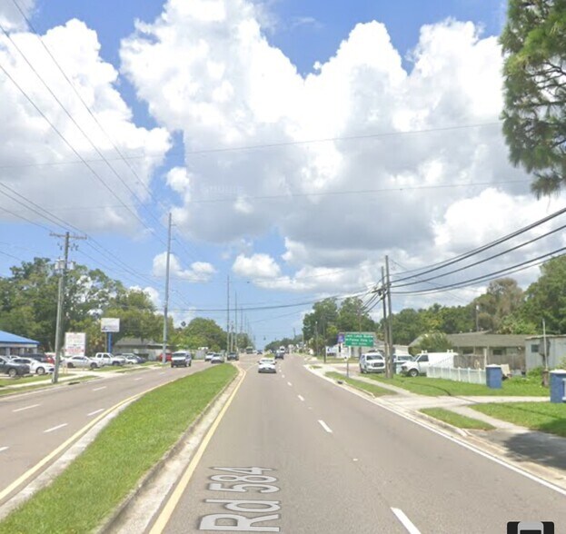 2903 W Waters Ave, Tampa, FL à vendre - Photo du bâtiment - Image 3 de 4