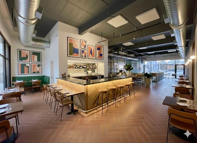 Plus de détails pour 57 Hamburg Tpke, Riverdale, NJ - Commerce de détail à vendre