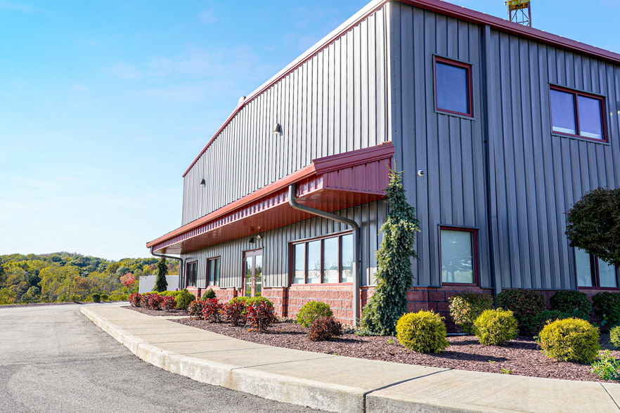 99 Progress Ln, Canonsburg, PA à louer - Photo du bâtiment - Image 3 de 12