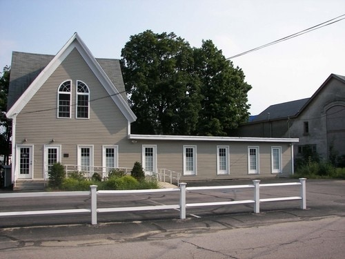 82 Emmons St, Franklin, MA for lease Primary Photo- Image 1 of 8