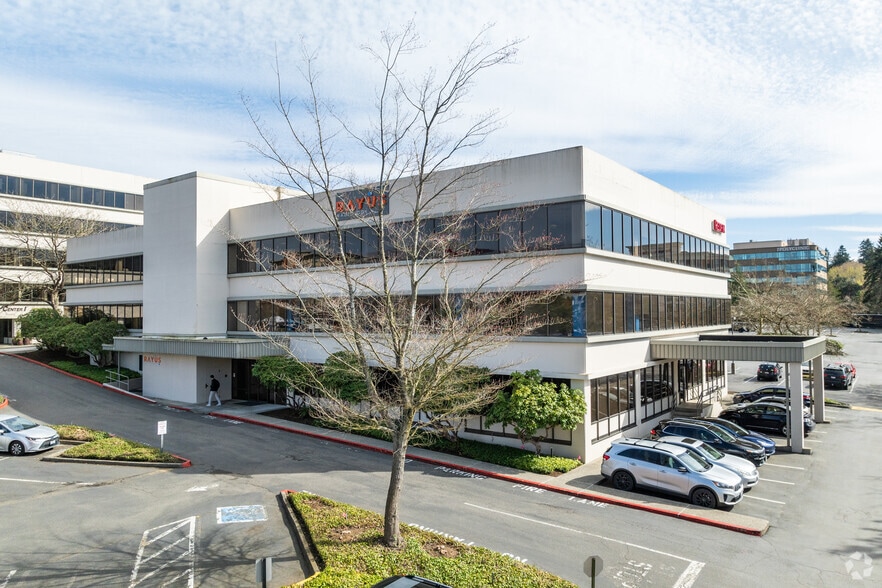 115 NE 100th St, Seattle, WA for lease - Primary Photo - Image 1 of 9