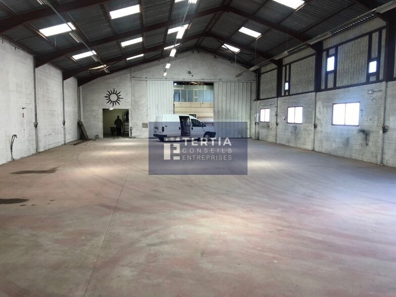 Flex in Montpellier for lease - Building Photo - Image 2 of 7