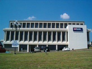 More details for 189 Mose Dr, Sparta, TN - Retail for Sale