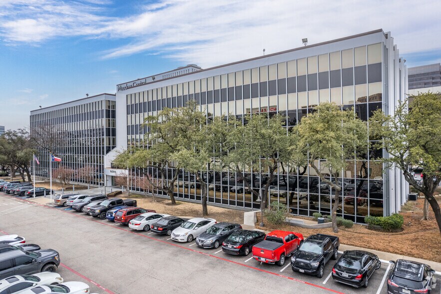 10300 N Central Expy, Dallas, TX à louer - Photo du bâtiment - Image 1 de 15