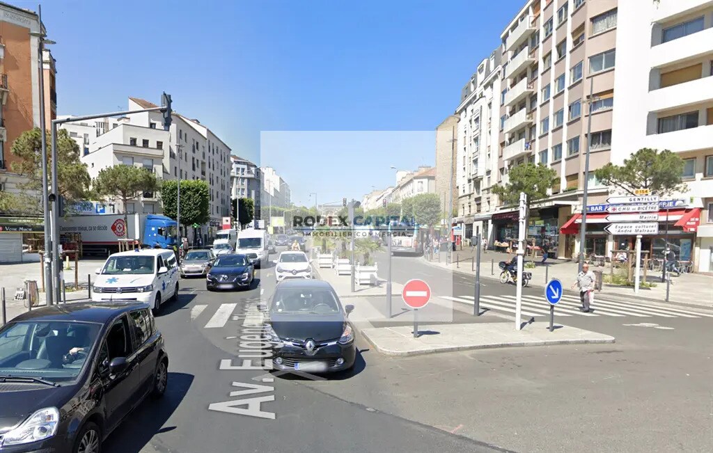 Retail in Le Kremlin-Bicêtre for lease Building Photo- Image 1 of 6