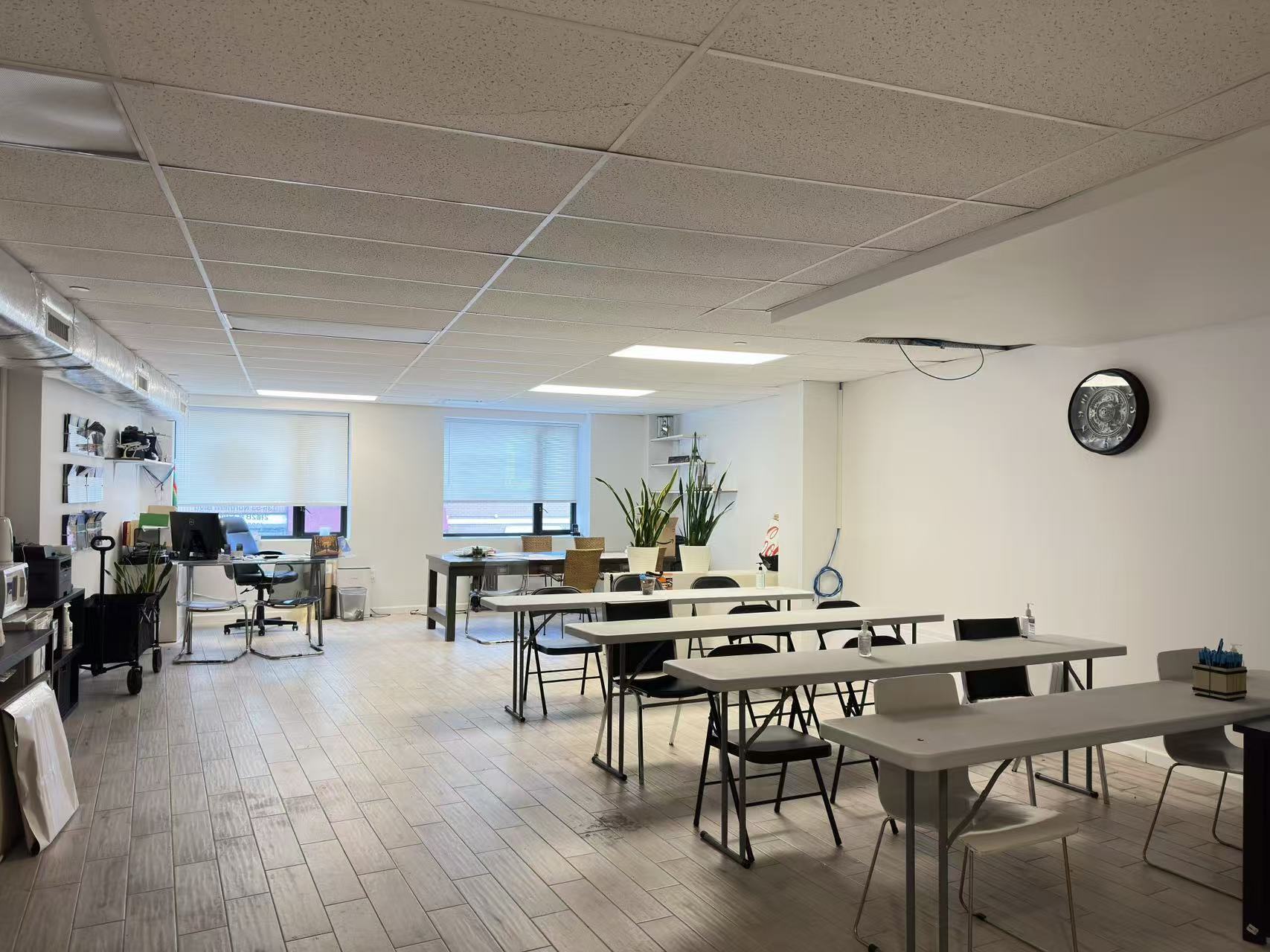 13553 Northern Blvd, Flushing, NY for lease Interior Photo- Image 1 of 4