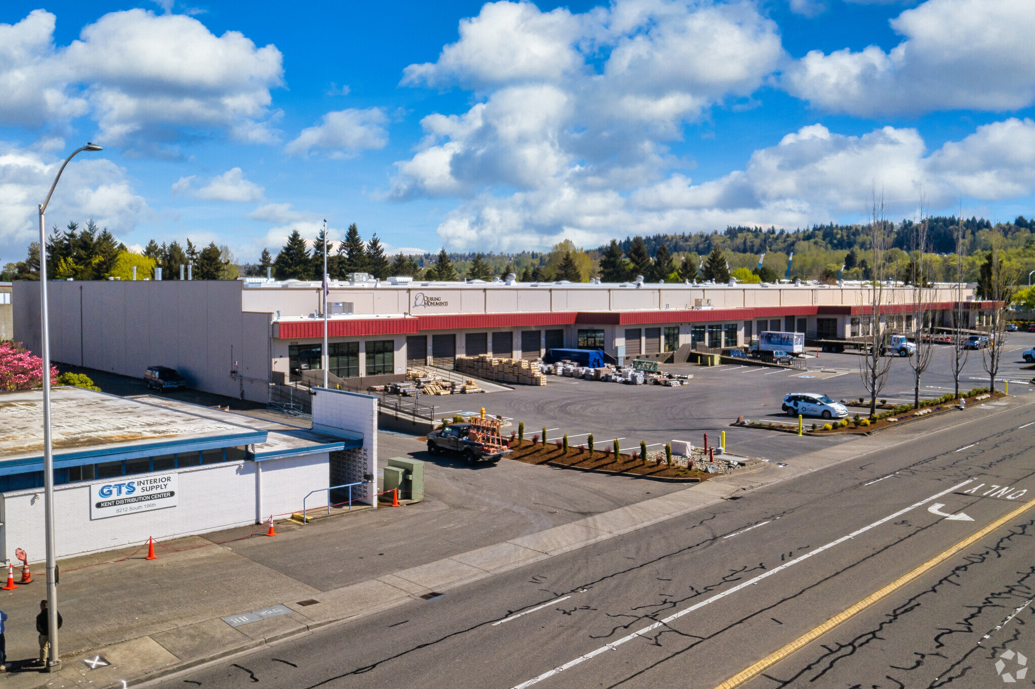 8228-8240 S 196th St, Kent, WA for sale Primary Photo- Image 1 of 1