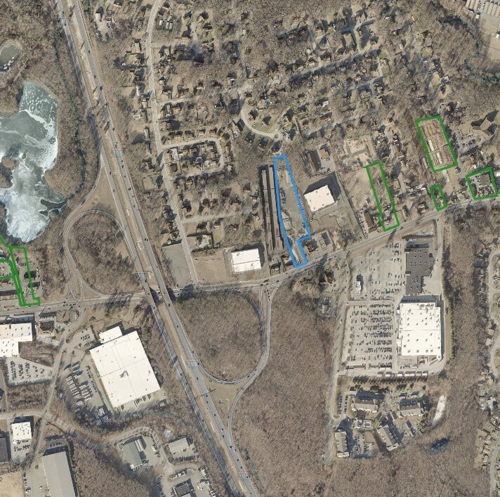 1801 Plainfield Pike, Johnston, RI à vendre Photo du bâtiment- Image 1 de 8