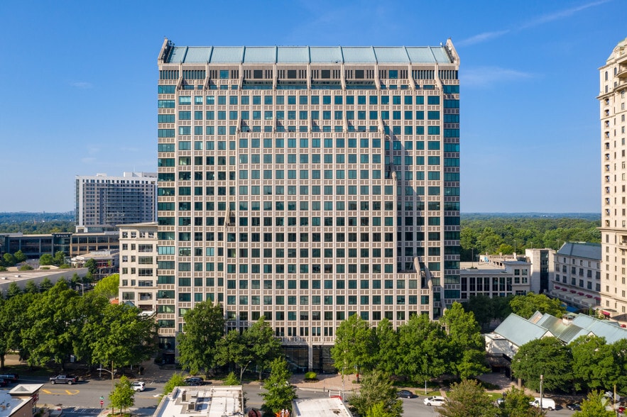 3060 Peachtree Rd NW, Atlanta, GA for lease - Building Photo - Image 1 of 53