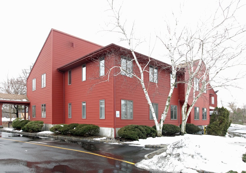 223 Monmouth Rd, West Long Branch, NJ à louer - Photo du bâtiment - Image 3 de 32