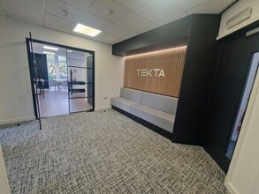 Waterberry Dr, Waterlooville à louer Photo intérieure- Image 2 de 9