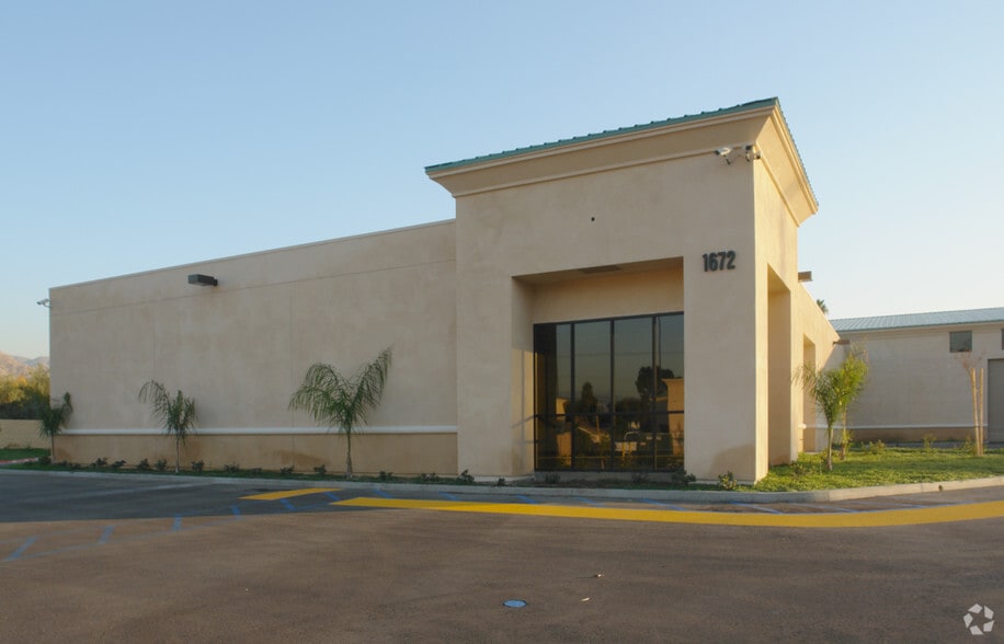1672 Palmyrita Ave, Riverside, CA for sale - Primary Photo - Image 1 of 4